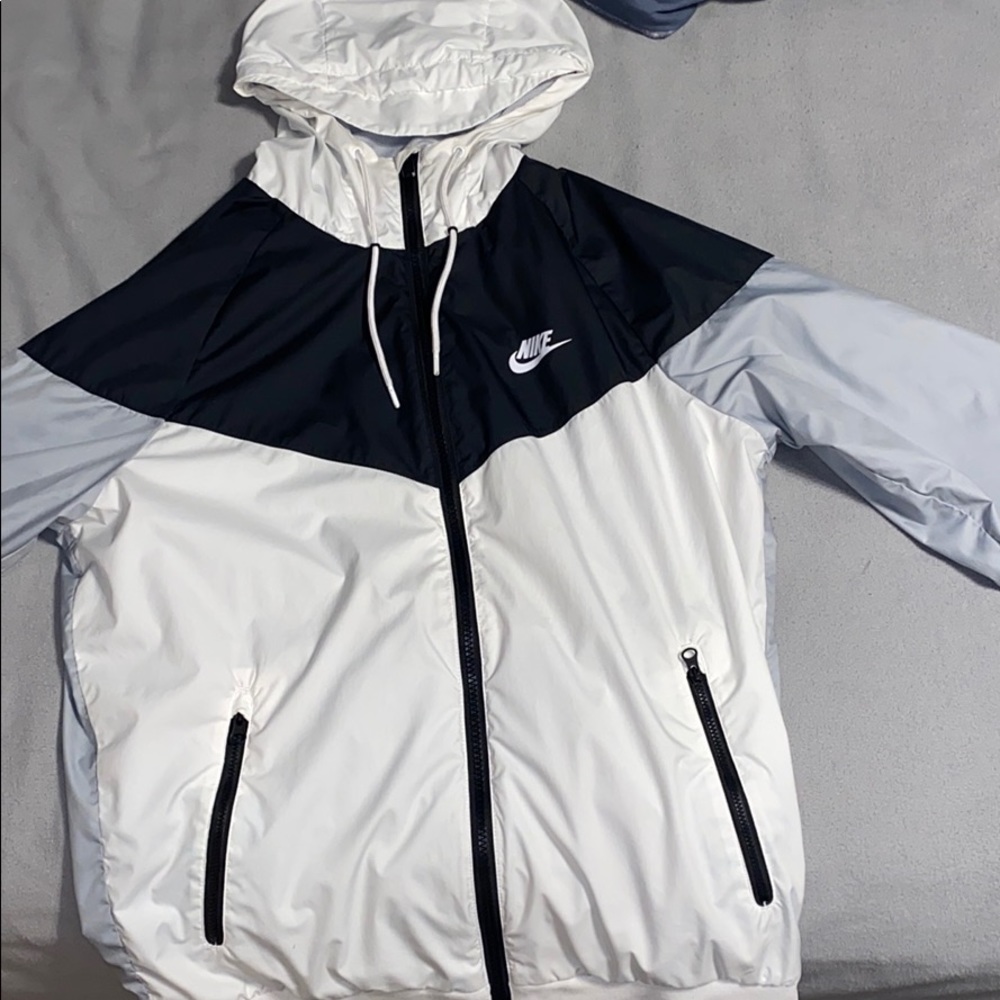 Men’s Nike windbreaker